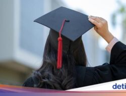 1.501 Universitas Belum Akreditasi-1 Juta Lulusan Per Tahun Nganggur