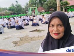 Didahului Siswa Karena Itu PNS-Polisi, Guru RJ Kini Lulus PPPK Kemenag Usai 20 Tahun Mengabdi