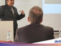 Dosen Asal RI Raih Gelar Doktor Di Hongaria, Teliti Karhutla dan Usulkan Solusi Ini