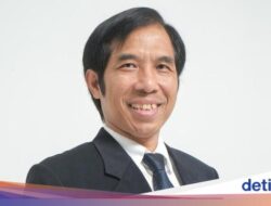 Menikmati atau Mati! (Pada II-Habis)