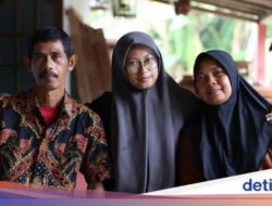 Bermodal Prestasi dan Tekad, Anak Penjual Soto Ini Kuliah Gratis Ke FEB UGM