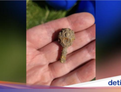 Keberuntungan Pemula! Penggalian Pertama Mahasiswa Ini Dapat Emas Abad Di-9