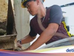 Sosok Roihan, Kuli Bangunan yang Sukses Kuliah Di Unesa
