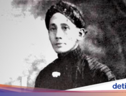 Selamat Hari Sarjana Nasional 2025, Ini Sarjana Pertama Ke Indonesia!