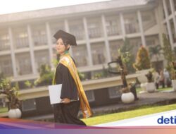 Cerita Amanda Lulus S2 UGM Usia 22 Tahun lewat Jalur Fast Track