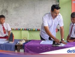 Potret Guru Viral Ajari Siswa Cowok Setrika-Cuci Piring, Terinspirasi Asmaul Husna