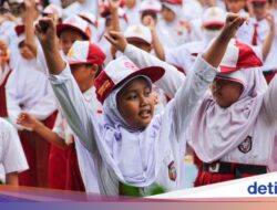 Kabar Baik, Murid Berprestasi Bakal Dapat Fasilitas Karier Bersama Pemerintah
