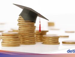 Lebih Untuk 4 Juta Lulusan S1 Dapat Upah Hingga Bawah UMK!