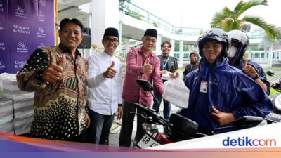 UMY Untuk-Untuk 4.000 Takjil Setiap Hari Gratis Di Ramadan