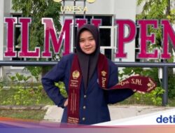 Ikuti Jejak Ortu, Desi Siap Karena Itu Guru SD dan Sukses Lulus Unesa Bersama IPK 4.00