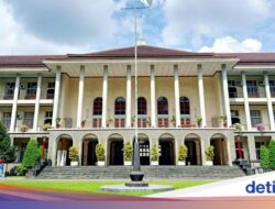 Banyak Kampus Hancur, UGM Siap Terima Kandidat Mahasiswa Asal Gaza