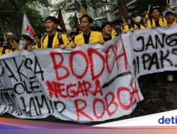 Peringati Hardiknas, Mahasiswa Desak Perbaikan Tata Kelola Belajar