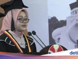 Rajin Baca Jurnal 10 Menit Sehari, Siti Karena Itu Lulusan Terbaik UPI Didalam IPK 3,98