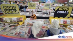 Berburu Literatur Murah Jelang Tahun Ajaran Mutakhir