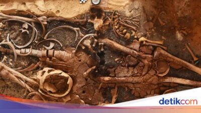 Potret 18 Makam Era Mesir Kuno yang Mutakhir Ditemukan, Ada Kerangka & Lidah Emas