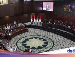 MK Minta MBG Dipisahkan Bersama Dana Pembelajaran, Pemohon: Utamakan Kesejajaran Guru