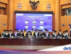 UT Kukuhkan 6 Profesor, Dorong Kajian Dari Sebab Itu Solusi Nyata Untuk Komunitas