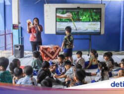 Merayakan Hari Batik Lewat Goresan Cilik