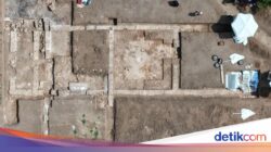 Tempat Aristoteles Mengajar Alexander Agung